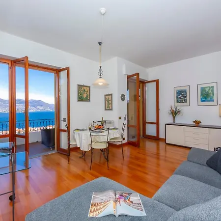 公寓 La Rosa Dei Venti View Terrace - Happy 斯特雷萨